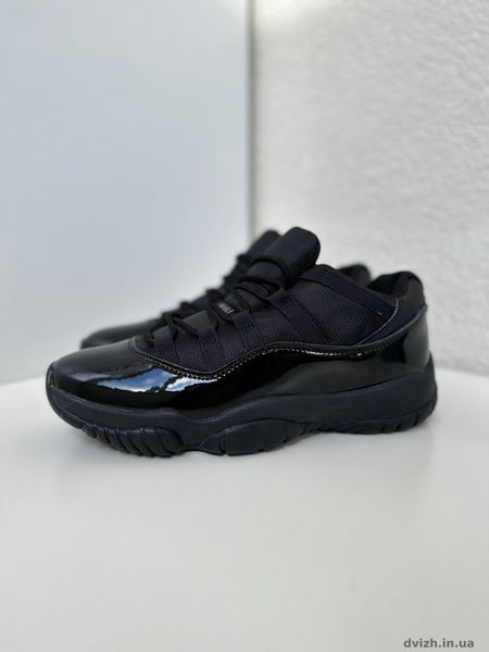 Чоловічі кросівки Nike Air Jordan 11 black J-100240 фото
