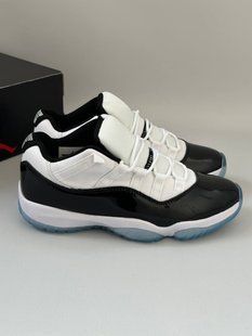 Чоловічі кросівки Jordan 11 Retro Low white джордан ретро вайт лоу J-101141 фото